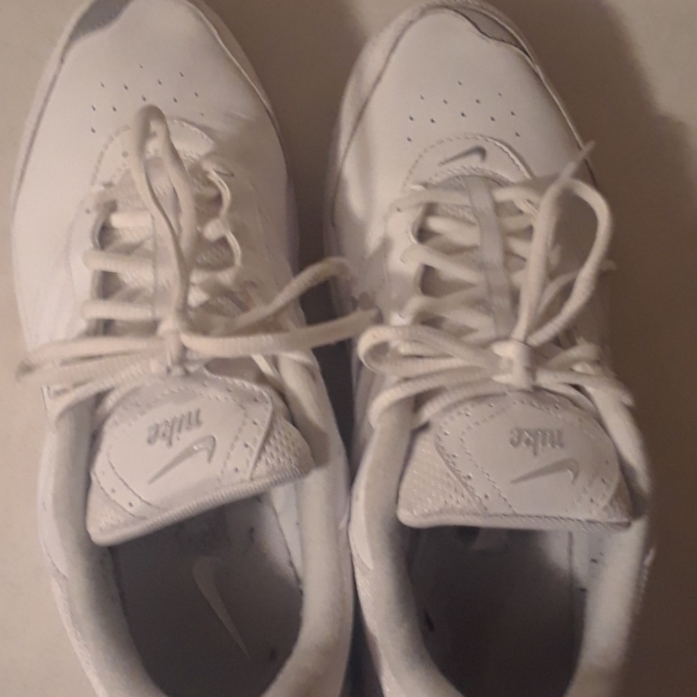 Nikes shooes🤤💯   ps3 games and nikesoccer kleets